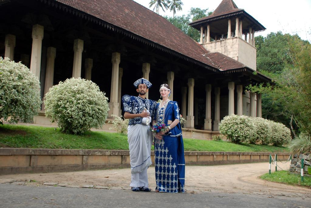 Glory Homestay Kandy Esterno foto