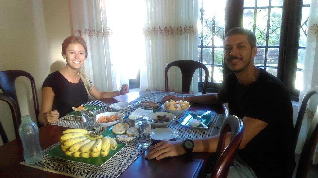 Glory Homestay Kandy Esterno foto
