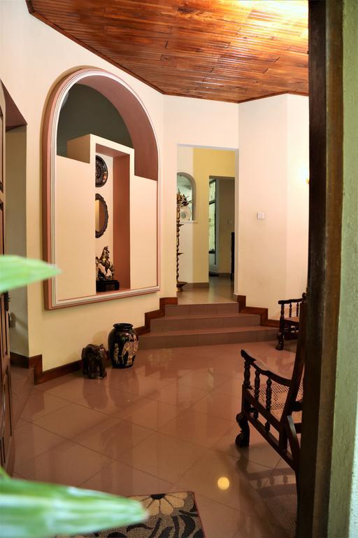 Glory Homestay Kandy Esterno foto